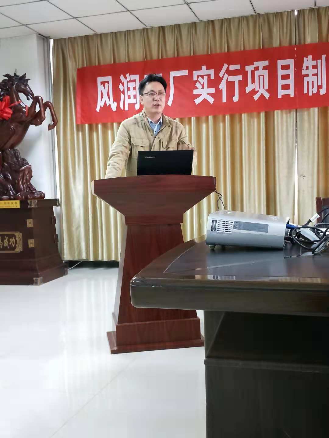 C:\Documents and Settings\Administrator\桌面\6.jpg